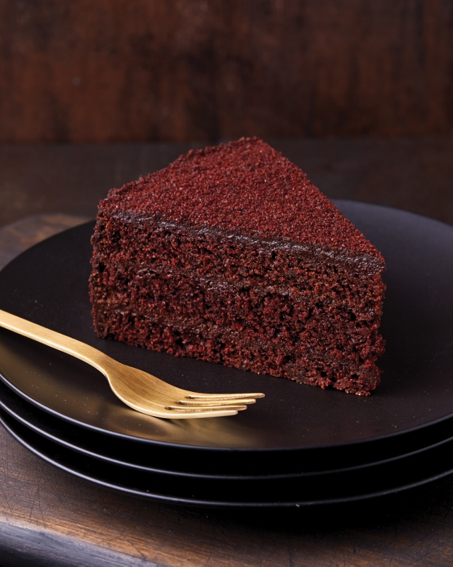 black out cake slice (640x800)